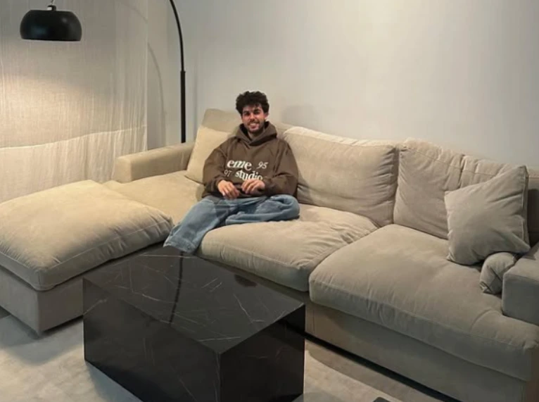 Sofá Bali a medida hecho por Tessuto para Werlyb